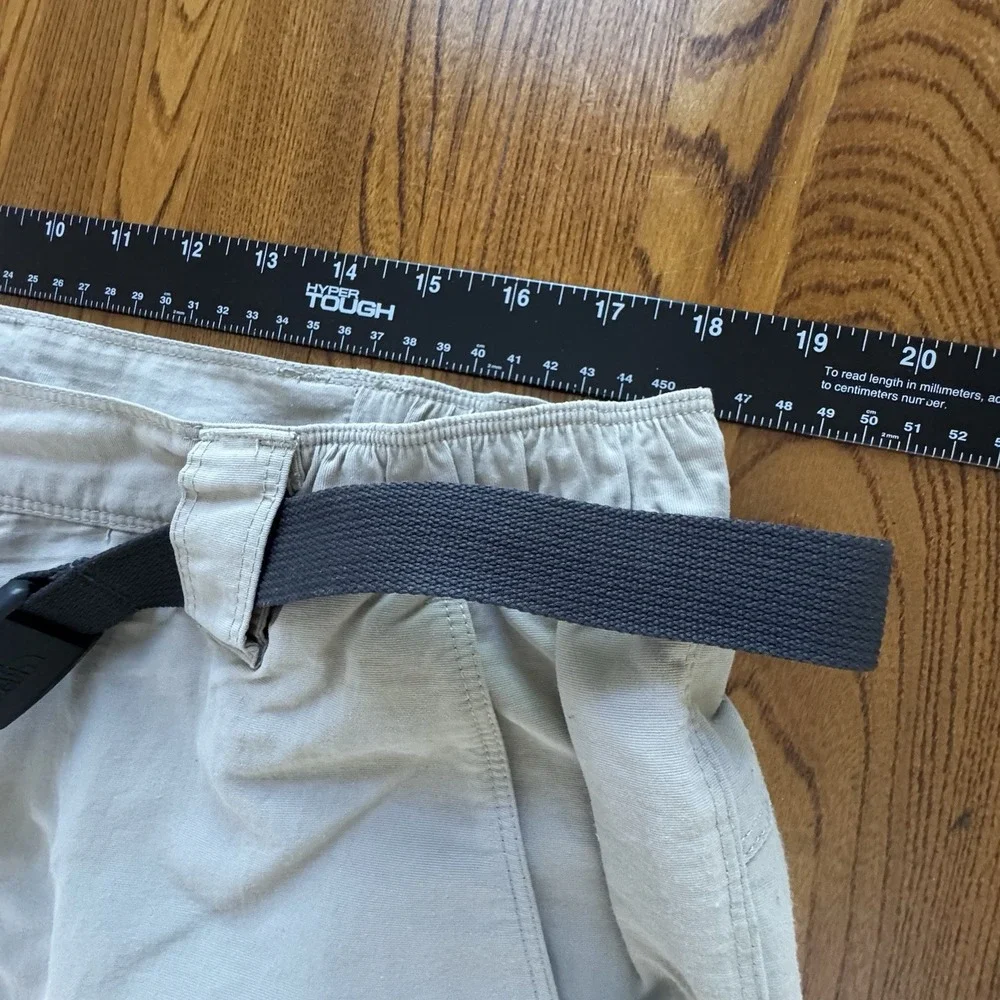 The North Face Khaki Belted Nylon Hiking Cargo Shorts Men's Size‎ L